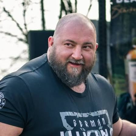 Porträt von Dennis Kohlruss