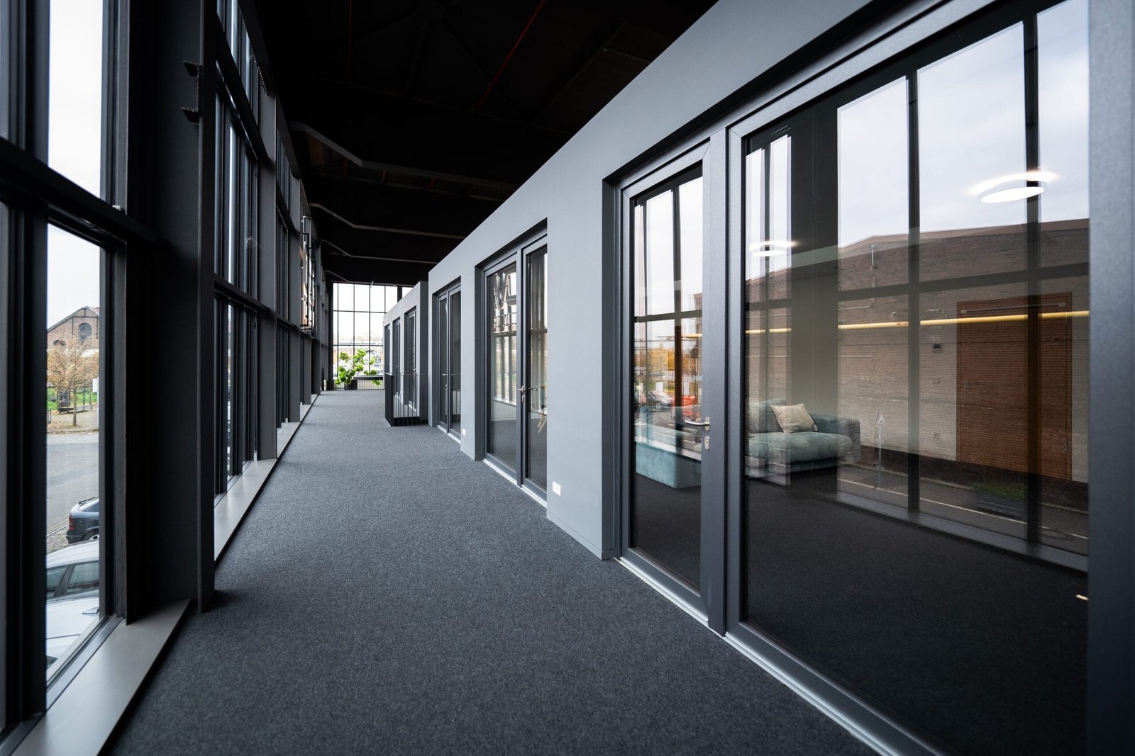 EVOLAND Deutschlands No.1 Gym Fitnessstudio Coworking Space Köln