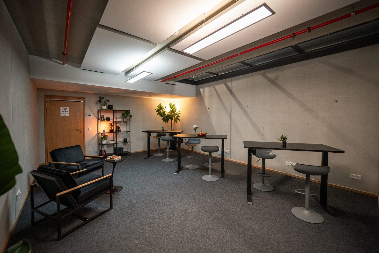 EVOLAND Deutschlands No.1 Gym Fitnessstudio Coworking Space Köln